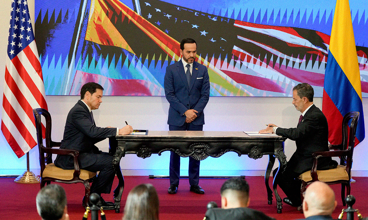 Estados Unidos asegura una futura cooperación en el desarrollo nuclear y el procesamiento de tierras raras con Colombia